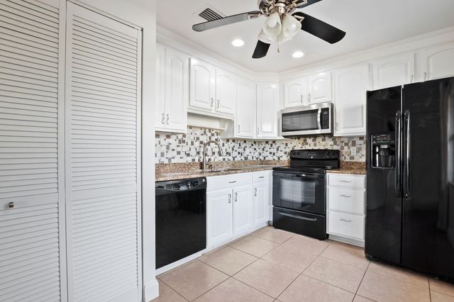 16379 Water Way, Delray Beach, FL 33484