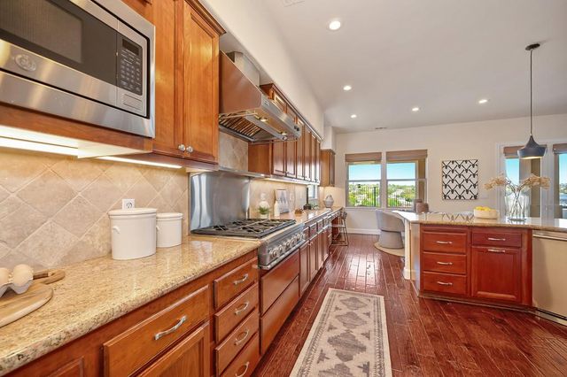 6068 Palermo Way, El Dorado Hills, CA 95762