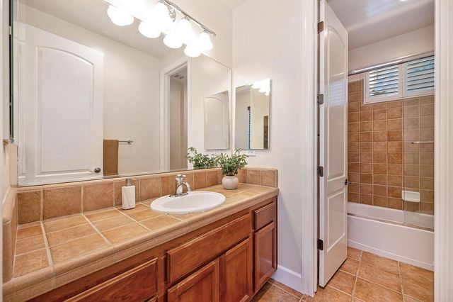 6068 Palermo Way, El Dorado Hills, CA 95762