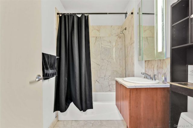 107-24 71 Road 2F, Forest Hills, NY 11375