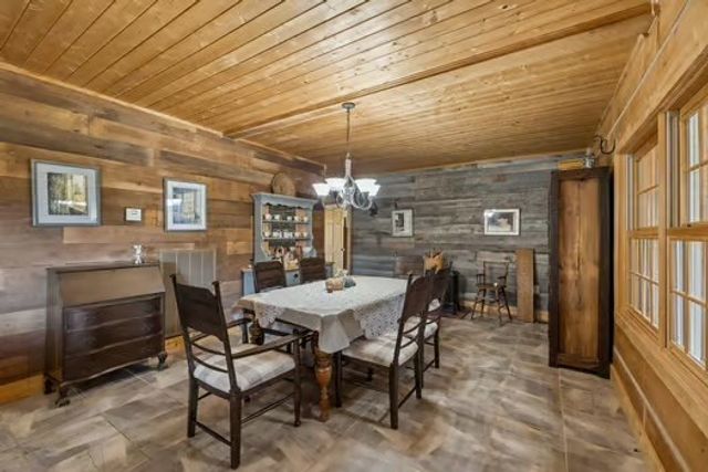 2118 Castelow Rd, Greenbrier, TN 37073