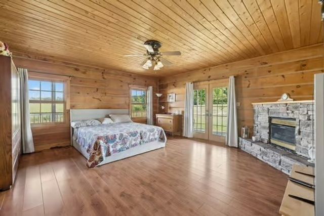 2118 Castelow Rd, Greenbrier, TN 37073