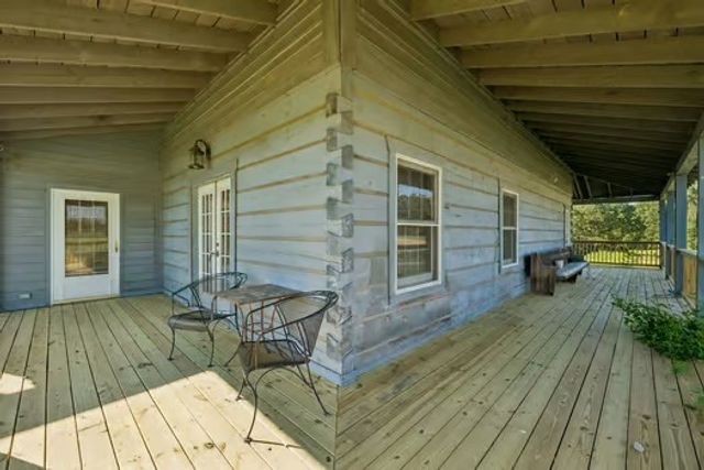 2118 Castelow Rd, Greenbrier, TN 37073