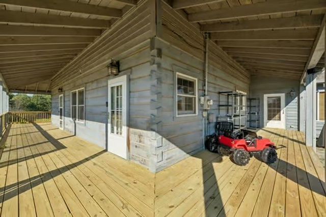 2118 Castelow Rd, Greenbrier, TN 37073