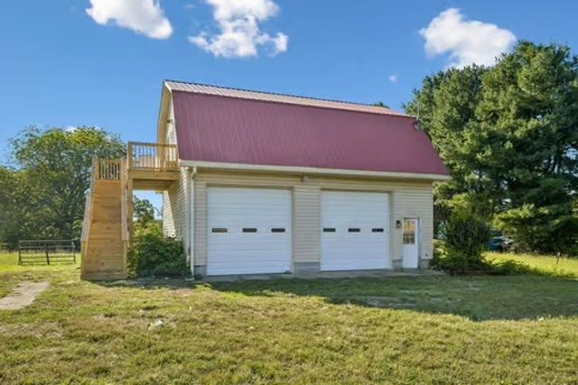2118 Castelow Rd, Greenbrier, TN 37073