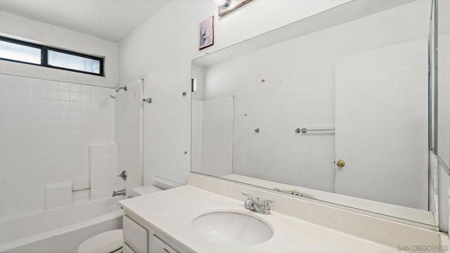 1534 Heirloom Ave, Perris, CA 92571