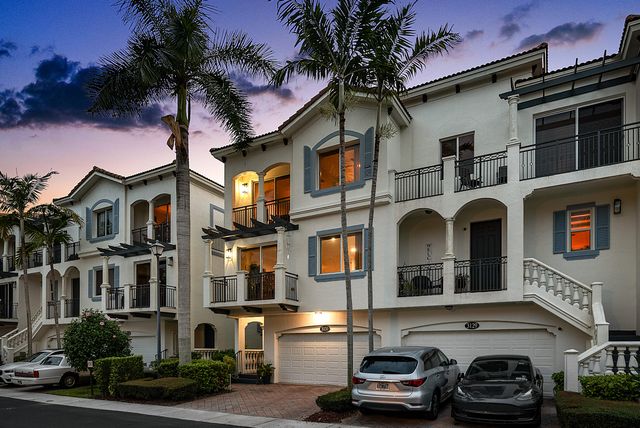 3131 Waterside Circle, Boynton Beach, FL 33435