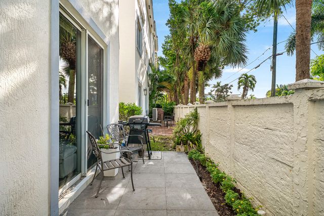 3131 Waterside Circle, Boynton Beach, FL 33435