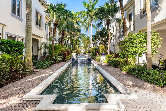 3131 Waterside Circle, Boynton Beach, FL 33435