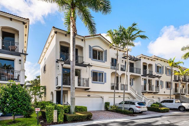 3131 Waterside Circle, Boynton Beach, FL 33435