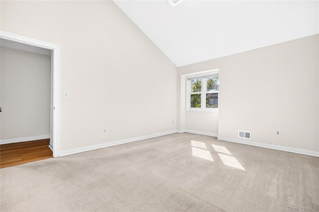72 Chester Lane, Nanuet, NY 10954