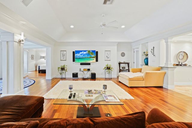 3521 SE Clubhouse Place, Stuart, FL 34997