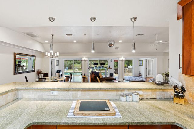 3521 SE Clubhouse Place, Stuart, FL 34997
