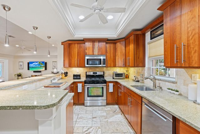 3521 SE Clubhouse Place, Stuart, FL 34997