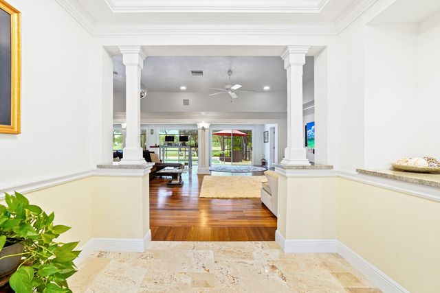 3521 SE Clubhouse Place, Stuart, FL 34997