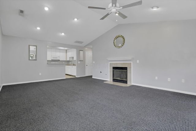 2272 Cove Landing, Grove City, OH 43123