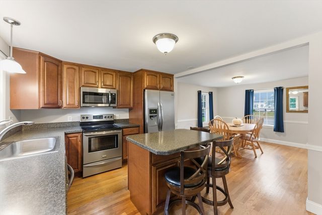 54 Churchill Road, West Springfield, MA 01089