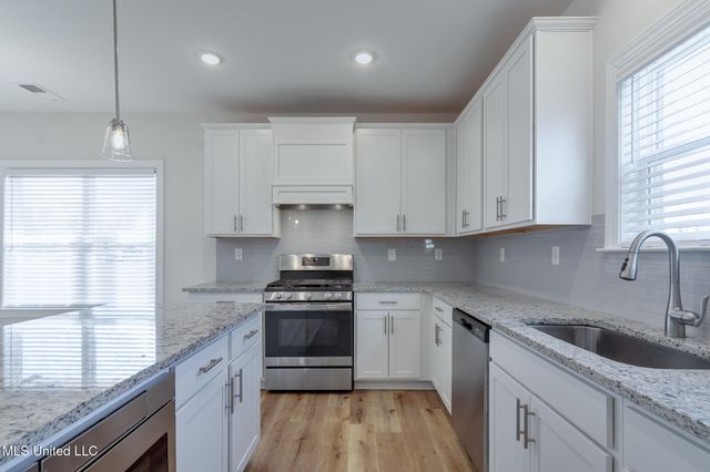 10319 March Meadows Way, Olive Branch, MS 38654