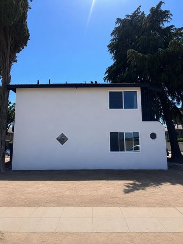 2026 E Hunter Avenue, Fresno, CA 93703