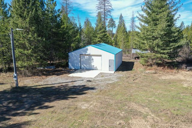 329571 Highway 2 Hwy, Newport, WA 99156