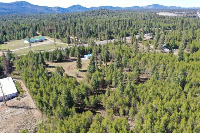 329571 Highway 2 Hwy, Newport, WA 99156