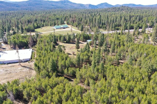 329571 Highway 2 Hwy, Newport, WA 99156