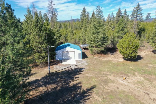 329571 Highway 2 Hwy, Newport, WA 99156