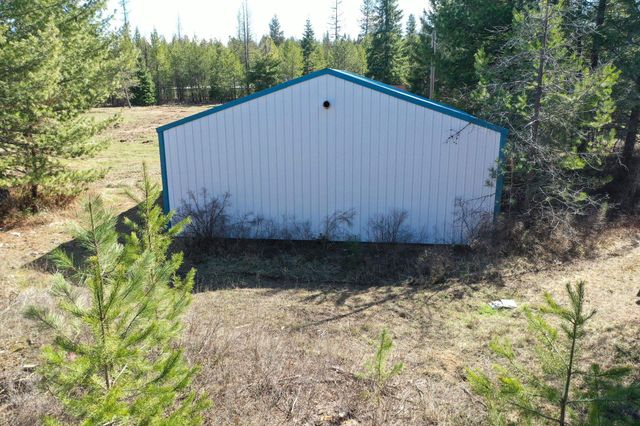 329571 Highway 2 Hwy, Newport, WA 99156