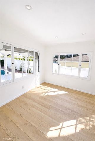 710 Adelaide Place, Santa Monica, CA 90402
