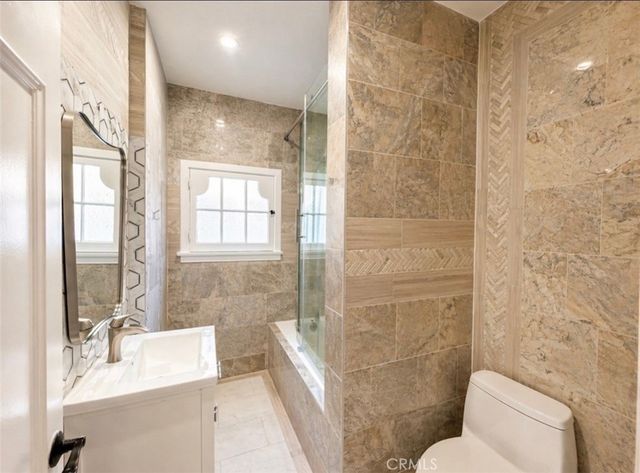 710 Adelaide Place, Santa Monica, CA 90402