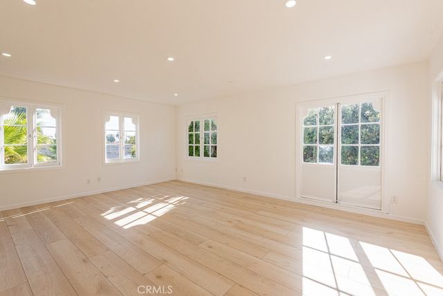 710 Adelaide Place, Santa Monica, CA 90402
