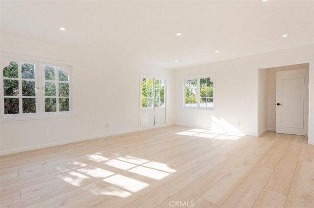 710 Adelaide Place, Santa Monica, CA 90402