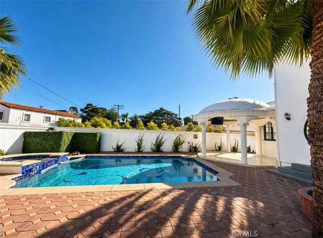 710 Adelaide Place, Santa Monica, CA 90402