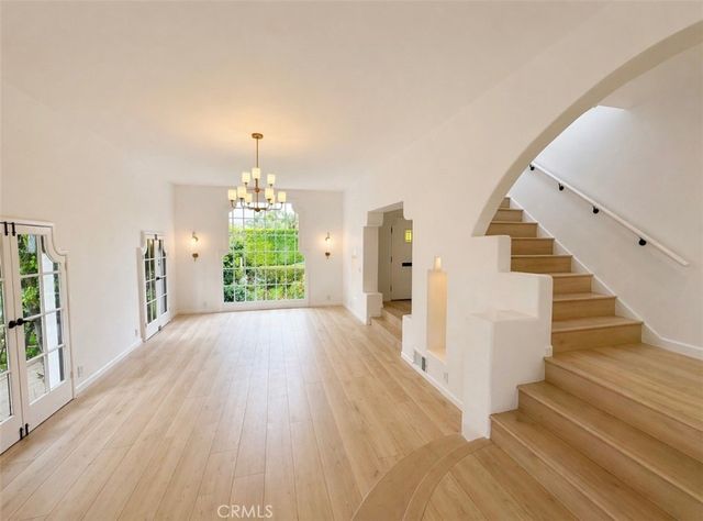 710 Adelaide Place, Santa Monica, CA 90402