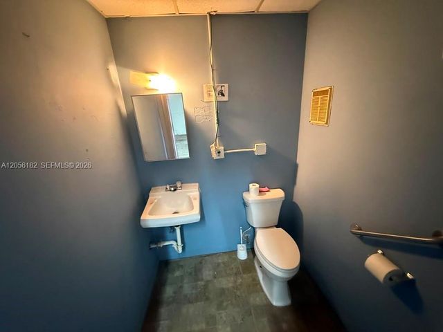 2675 W 76th St 3, Hialeah, FL 33016