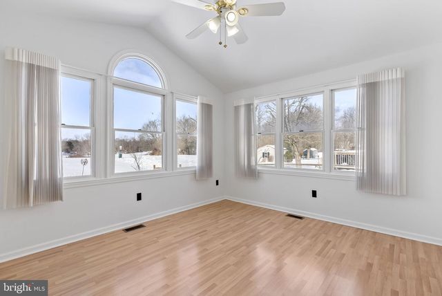 160 COUNTRY FARMS RD, Marlton, NJ 08053