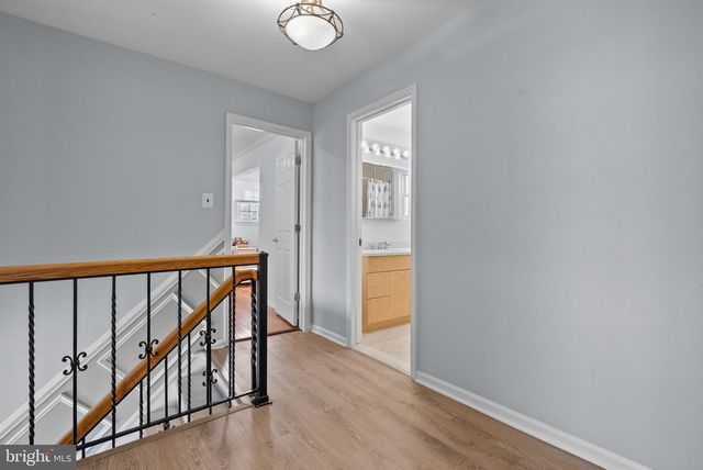 160 COUNTRY FARMS RD, Marlton, NJ 08053