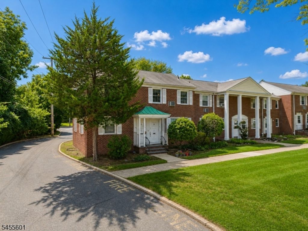 445 Morris Ave 2A, Springfield Twp., NJ 07081