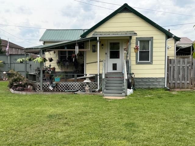 411 24th Street W, Huntington, WV 25704