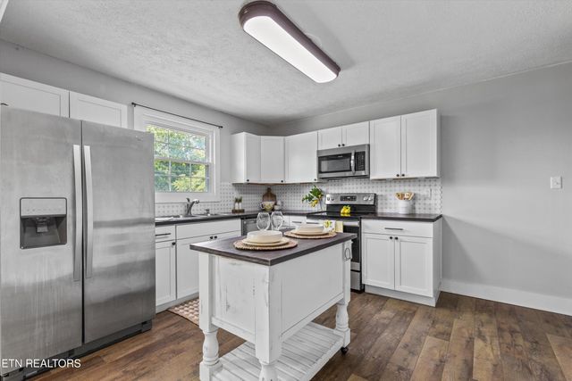 8519 Old Rutledge Pike, Knoxville, TN 37924