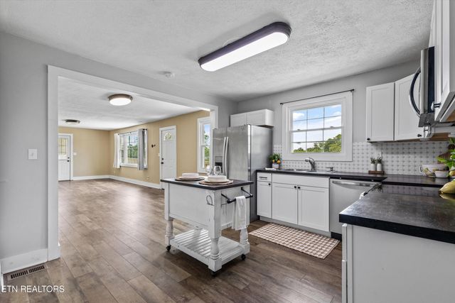 8519 Old Rutledge Pike, Knoxville, TN 37924