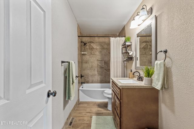8519 Old Rutledge Pike, Knoxville, TN 37924