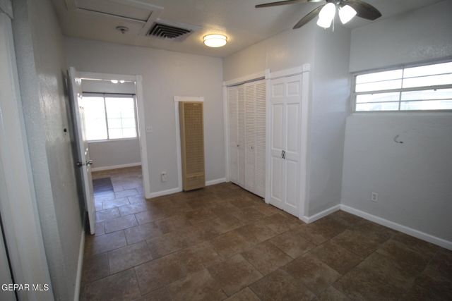 8903 OLD COUNTY Road A, El Paso, TX 79907