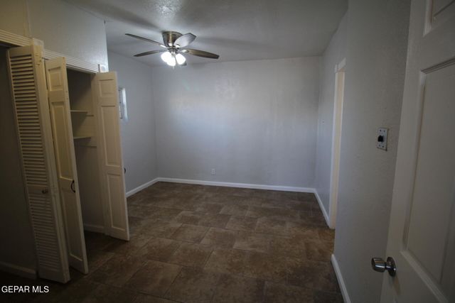 8903 OLD COUNTY Road A, El Paso, TX 79907