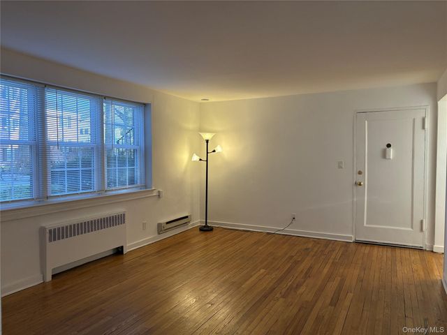 291 Manville Road 2D, Pleasantville, NY 10570