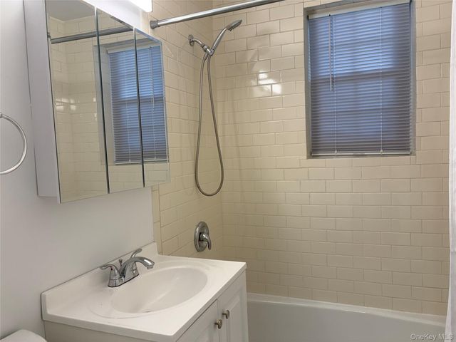 291 Manville Road 2D, Pleasantville, NY 10570