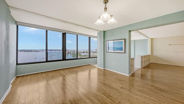 770 S PALM AVENUE 2, Sarasota, FL 34236