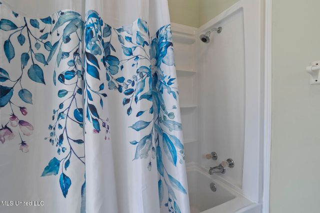 5130 Sunnyvale Drive, Jackson, MS 39211