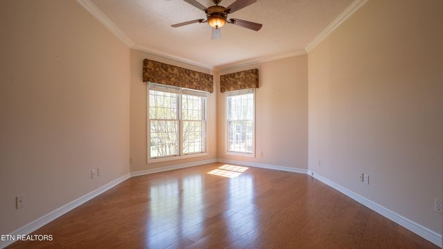 304 Chuniloti Circle, Loudon, TN 37774