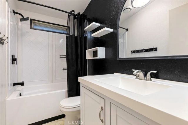 5675 Lakeshore Boulevard, Lakeport, CA 95453